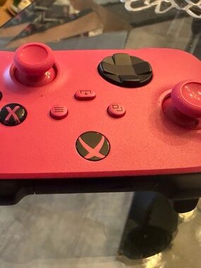 Microsoft Xbox Wireless Controller in Pink and Black